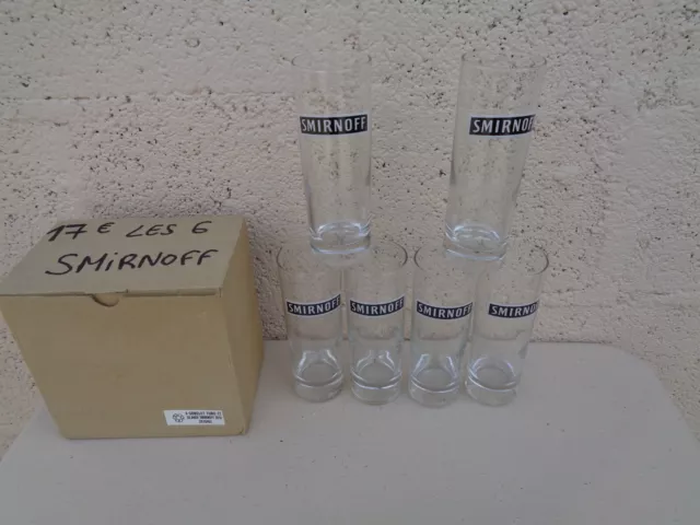 6 verres vodka SMIRNOFF