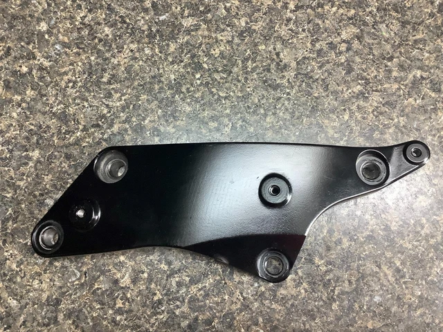 07 Kawasaki Ninja ZX-10R ZX10R Left Engine Bracket 16B