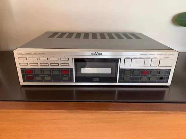 Lecteur CD Revox B225 fonctionnel