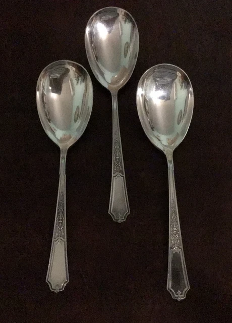 Ancestral by 1847 Rogers Bros 1924 Silverplate Berry / Casserole Spoons (3) Deco