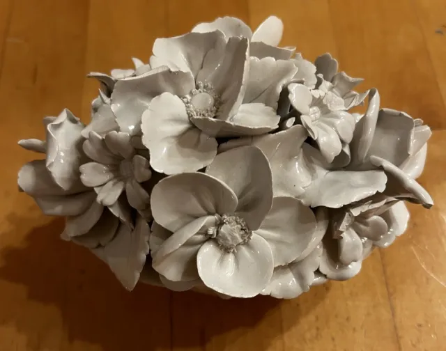 A Superbe VTG Capodimonte Italian Ceramic White  Flowers Basket .