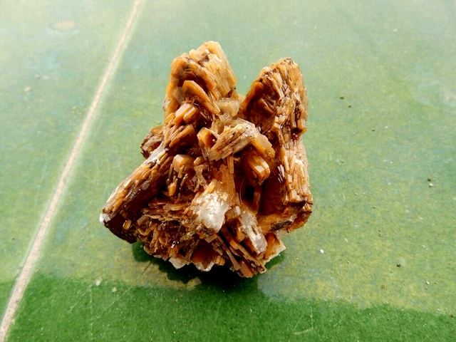 Minerales " Bonitos Cristales De Barita Mina Victoria La Union(Murcia) - 7A22"