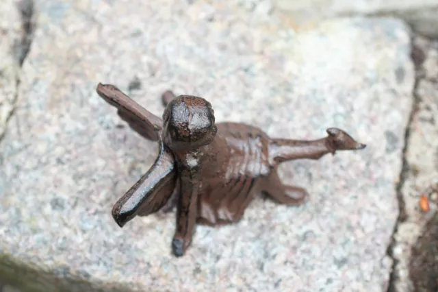 Gusseisen Elfe mit Vogel auf dem Fuß Garten Deko Metall braun Figur Skulptur 3