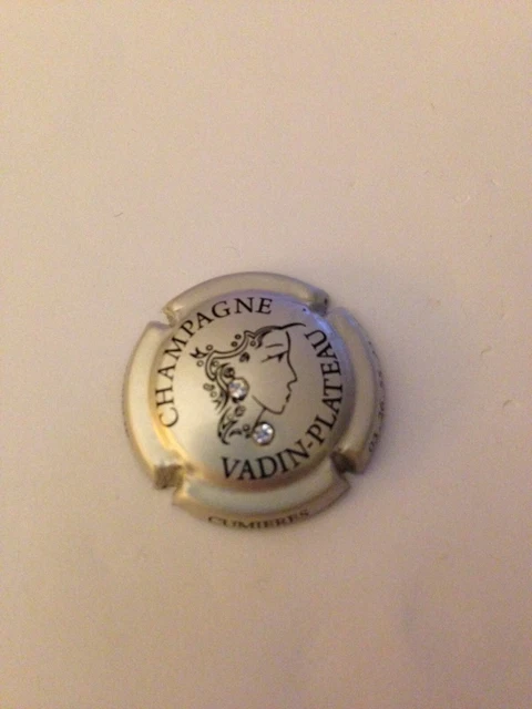 CAPSULE DE CHAMPAGNE VADIN PLATEAU No20ab CUVEE AURELIE AVEC 2 STRASS BLANC RARE