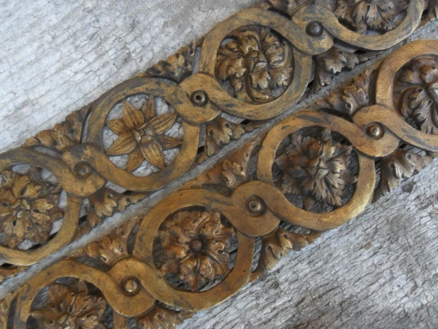2 frises de 92 cm en bronze , ornement de meuble 18/19ème , déco fleurs fleuron