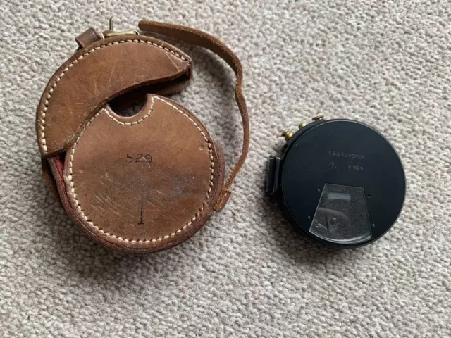 WW2 Officers Military Service Pattern Clinometer and Leather Case