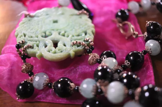Vintage Collana Perle In Malachite E Giada Con Pietra Di Giada Molto Pregiata