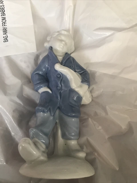 Vintage Gerold Porzellan Boy W/guitar Porcelain Figurine Bavaria Germany