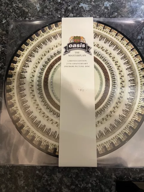 Limited Edition Oasis The Masterplan 25Th Anniversary Dbl Zoetrope Vinyl In Hand