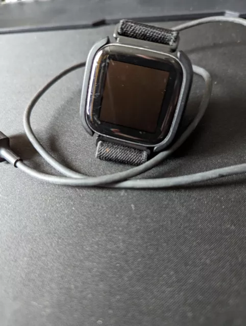 Used fitbit top versa 2