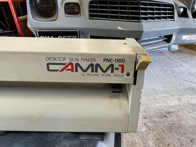 ROLAND DIGITAL GROUP Camm-1 Camm1 Desktop Sign Maker PNC 1100