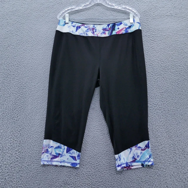 https://www.picclickimg.com/Ky8AAOSwXJ5kXrD6/Chicos-Womens-Weekends-Athletic-Capri-Leggings-2-Large.webp