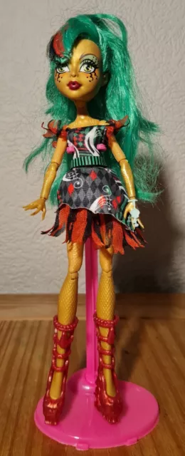 Monster High Doll Jinafire Freak Du Chic Jennifer