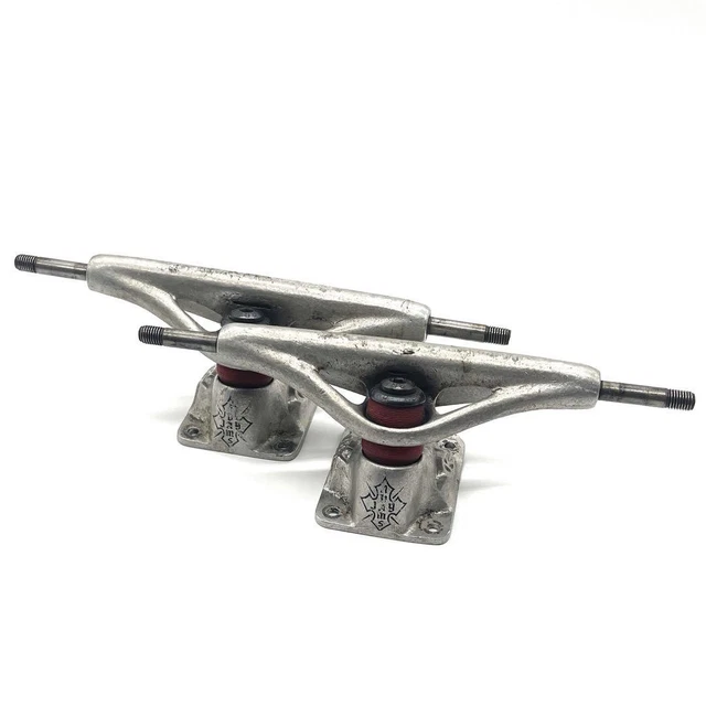 VINTAGE GRIND KING Jay Adams King Flame Skateboard Trucks