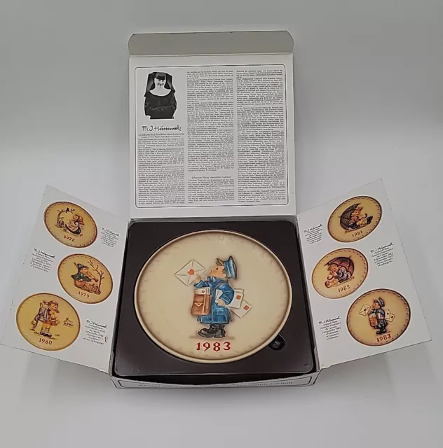 1983 Annual Goebel MJ Hummel Collectors Plate Postman Original Box Bas Relief 2