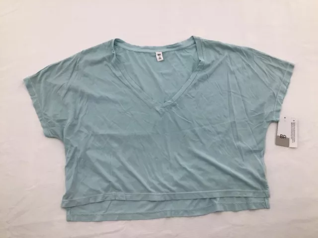 BP. Womens Size Medium Blue Cropped Top V-Neck Short Sleeve T-Shirt