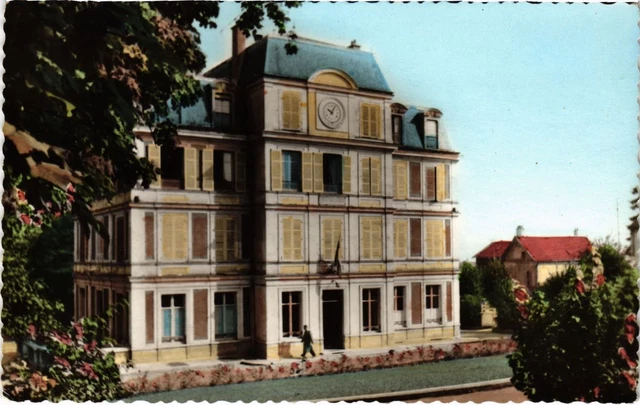 CPA DOMONT - La Mairie (107181)
