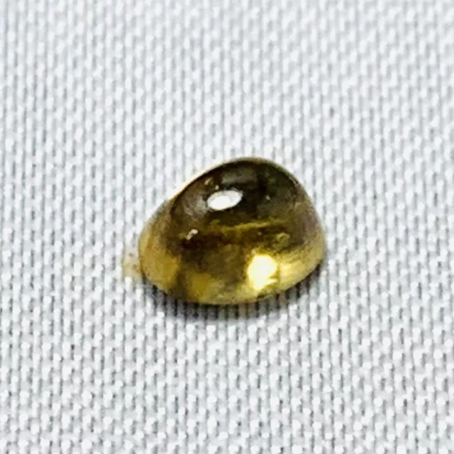 Echter Gelber Ovaler Zirkon Cabochon 0.81ct 5.1x4.0mm