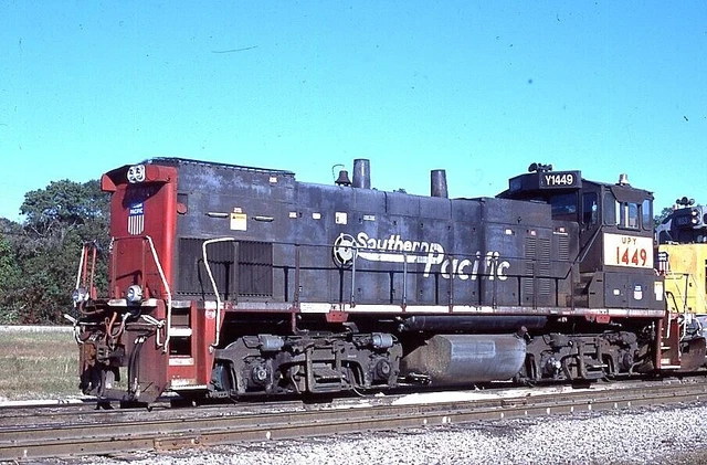 Union Pacific Railroad # 1449, MP15AC diesel locomotive ORIG 35mm color slide