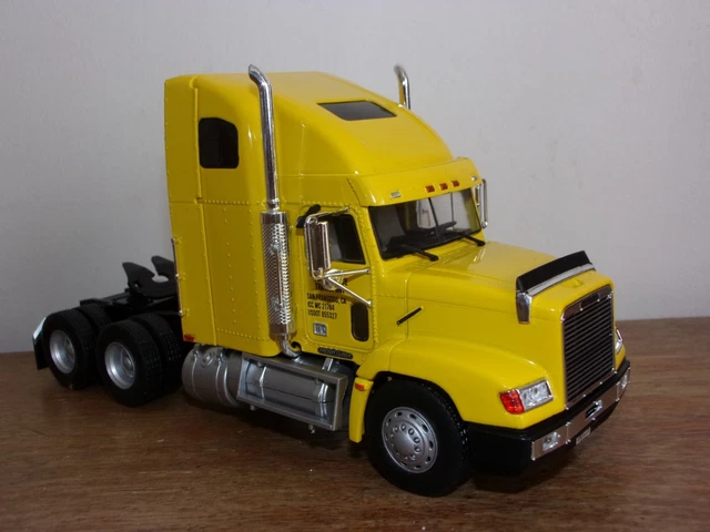 1/43 camion semi remorque Truck trailer International Harvester Shell Altaya Ixo - Jeux & Jouets