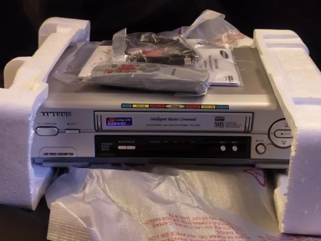 Enregistreur VHS Magnétoscope NEUF JAMAIS UTILISE