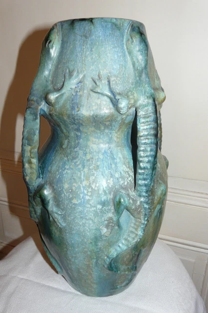 DALPAYRAT ? - GRAND ET BEAU VASE AUX LEZARDS en CERAMIQUE  ( Terre cuite ?  )