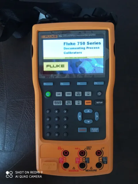 Fluke 754 - documenting process calibrator with HART communication.