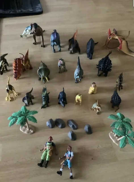 Massive Mixed Bundle Of Toy Dinosaurs 22 In Total Plus Extras Great Condition