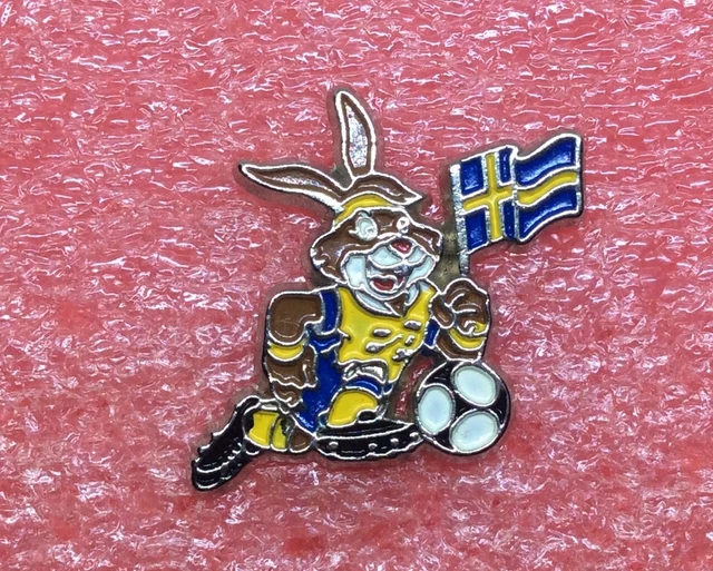 Pin's. J. O. Drapeau. Albertville 92. Suède