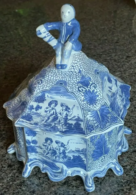Porcelain tobacco box replica of 18th century Delft faience box Hand Painted