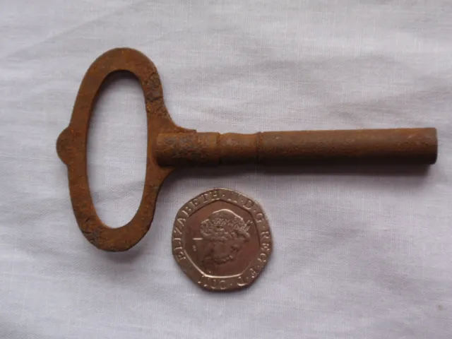 Antique Rusty Steel Clock Key (16)