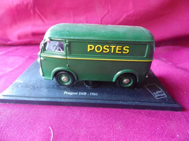 PEUGEOT D4B 1961   musée de la poste 1/43 ALTAYA