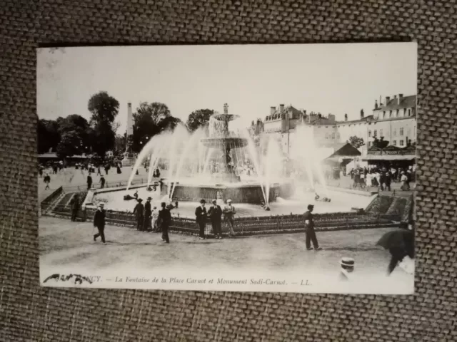 Cpa  Nancy La Fontaine Place Carnot Monument Sadi Carnot