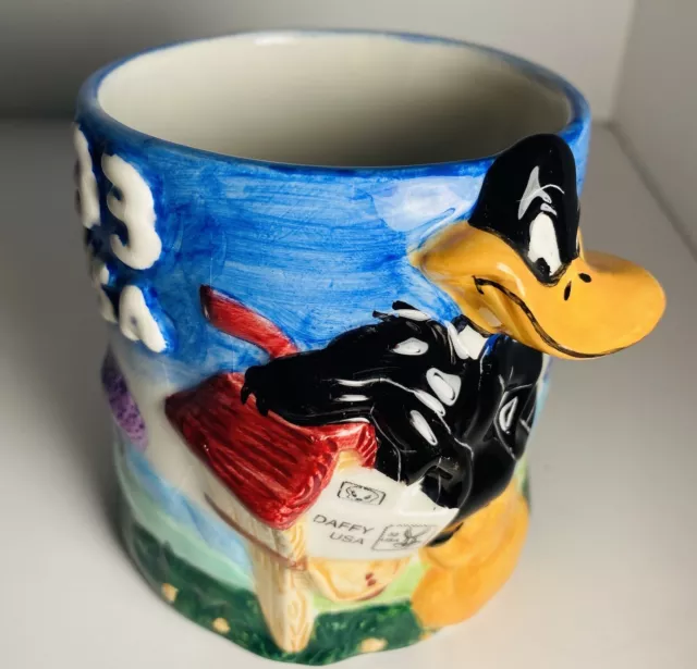 Daffy Duck Coffee Mug 1999 Looney Tunes Gibson Housewares 3D Raised Relief