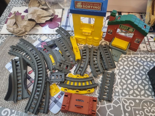 THOMAS AND FRIENDS trackmaster Sodor Mail Sorting. Please read ...