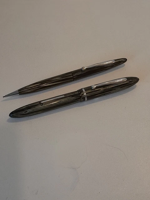 Stylo Plume Et Bille Sheaffer Targa - Modèle En Or, élégant Et Classique