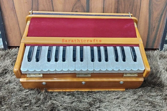 Harinaam Harmonium Strumento indiano portatile Harmonium-Riproduci kirtan...