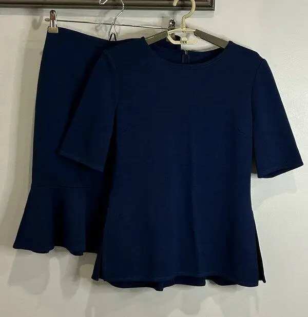 St John 2pc Skirt Top Set Deep Blue Wool Blend Knit Peplum Styling Elbow Slv 2 4