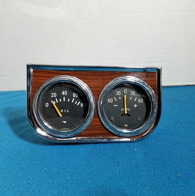 1970s vintage Arrow dual Gauge panel Oil + Amp Gauge/ Custom Accessory Japan 1970s vintage Arrow dual Gauge panel Oil + Amp Gauge/ Custom Accessory Japan