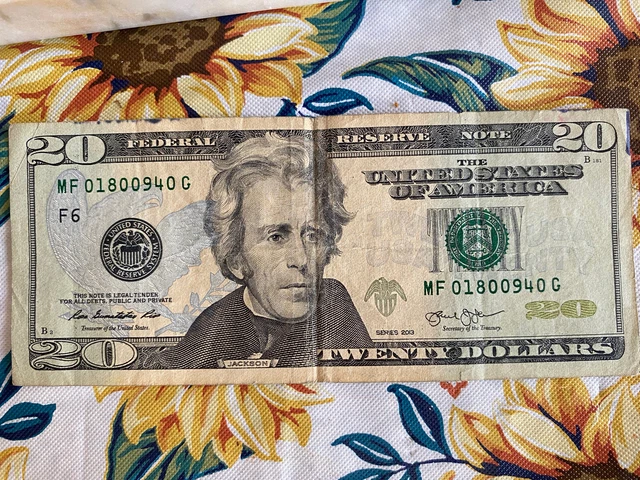 20 Bill Dollar Brithday Note