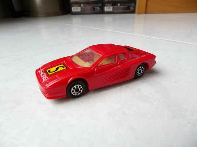 Miniature Ferrari Testarossa En Verre - Modèle Occasion Pour Collection