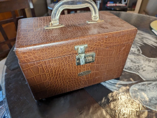 Vintage travel makeup case-Ski line by Neevel