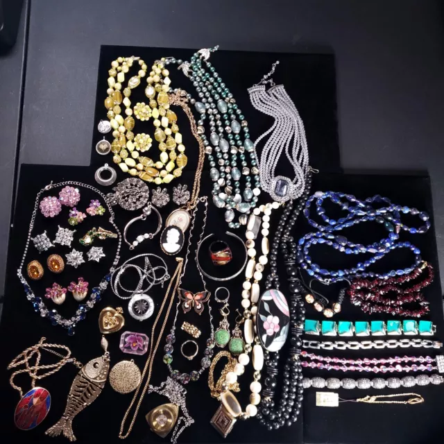 Vintage jewelry lot modern gold tone 45 pcs 3 lbs Warner Austria Waldman READ