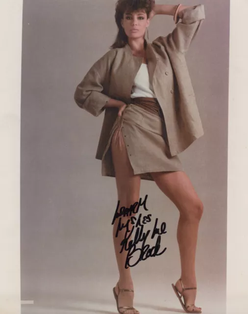 🔥 Kelly LeBrock - Signed Autograph (COA) Stylish Pose - Sexy Legs Photo K74