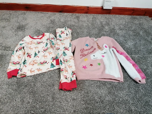 Girls Christmas Theme Clothes Bundle Age 5-6 Years Jumper & Pj's