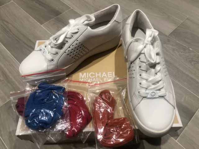 Michael Kors MK Women Poppy Optic White Lace Up Sneakers Shoes Size 7.5