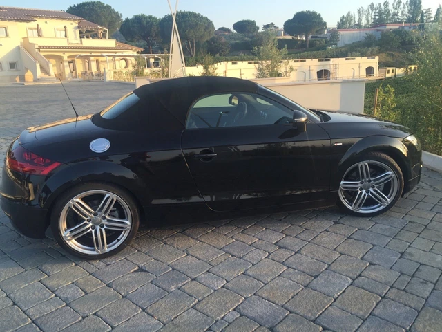 Audi TT ROADSTAR