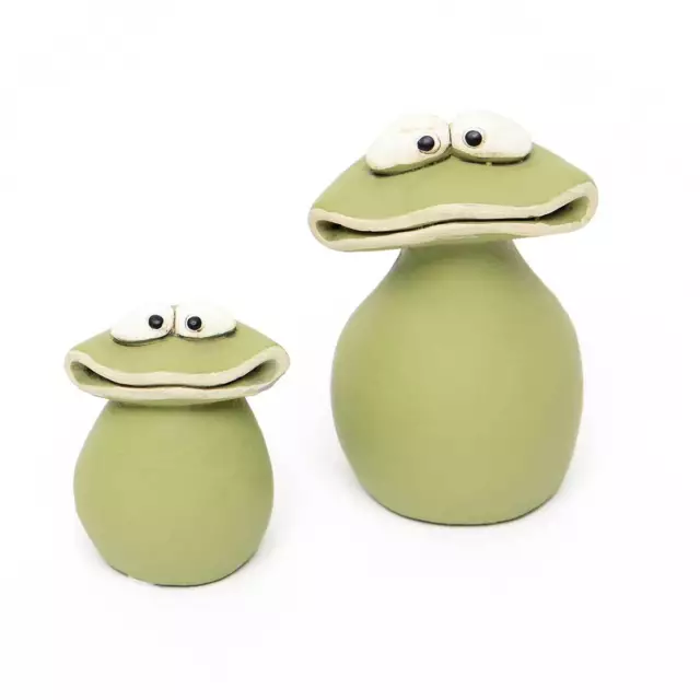 Froggi Concrete Frog Indoor Outdoor Garden Figurine 2 PC Green Lg 4.5 / Sm
