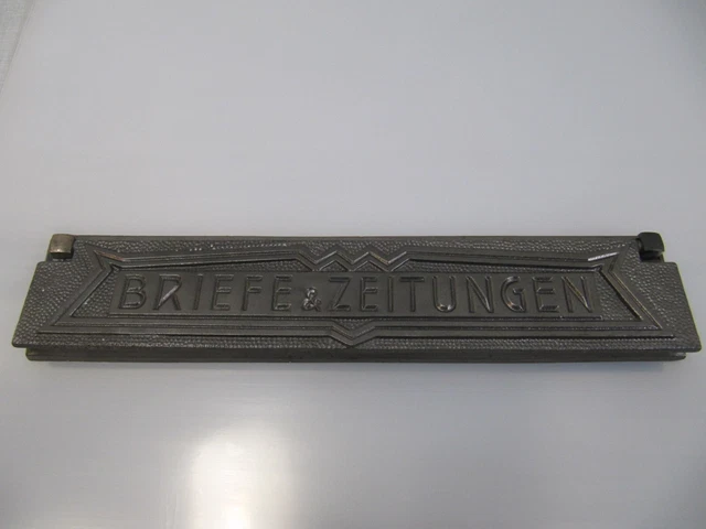 Antiker Briefschlitz Briefeinwurf Briefklappe Gusseisen für Briefe und Zeitungen