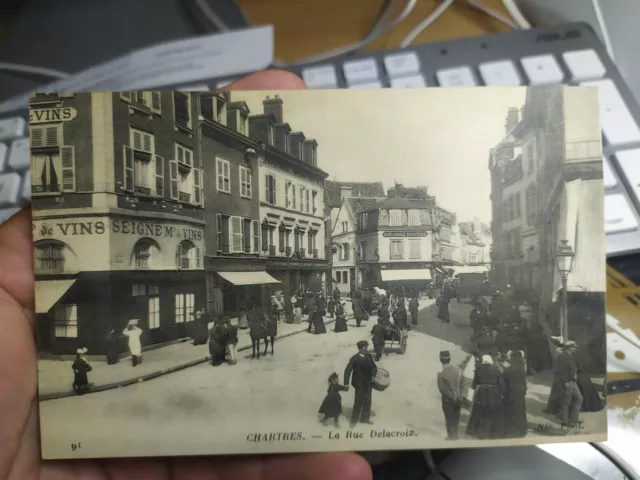 Carte postale de Carpentras,la rue Delacroix.